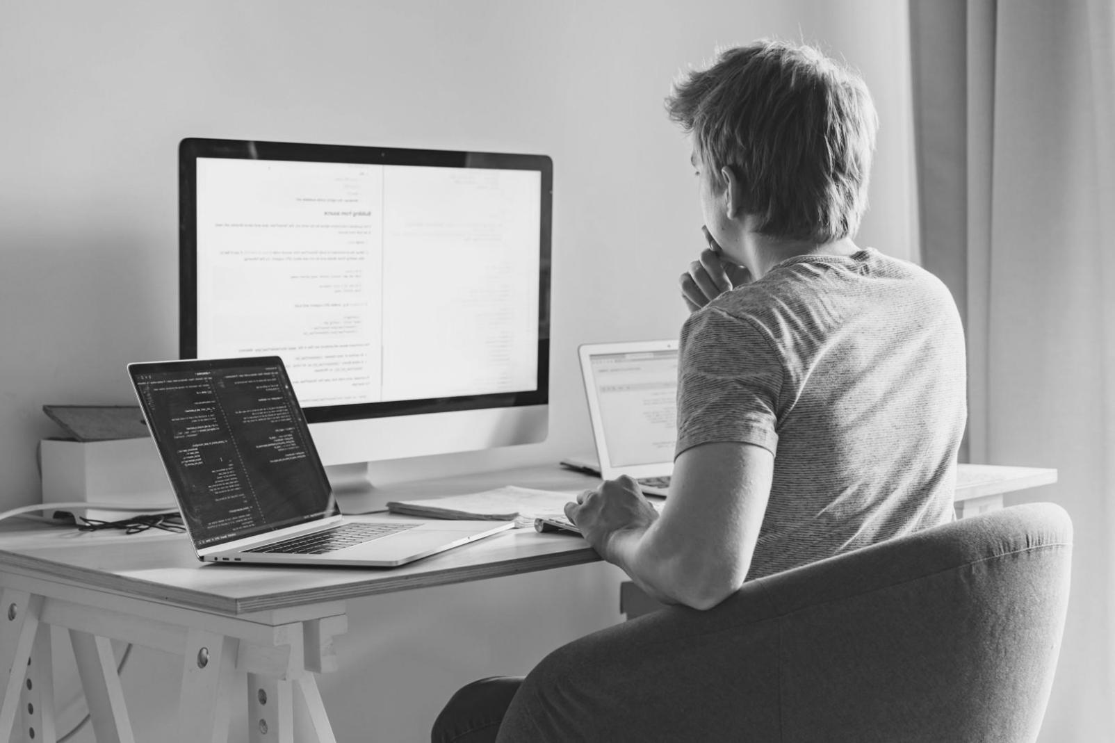Automazione AI in un contesto professionale